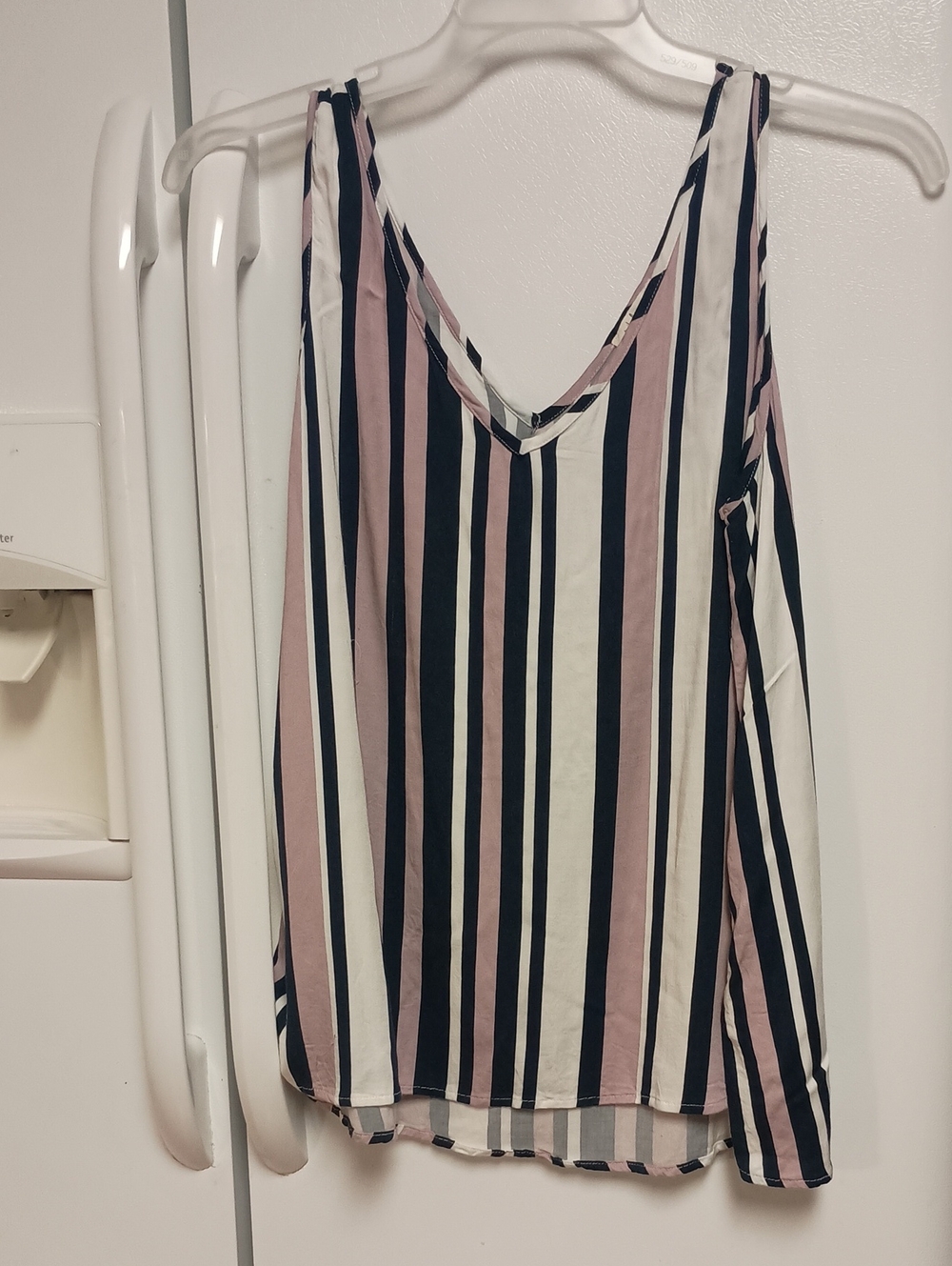Tribal Jeans Vertical Stripe V-Neck Tank Top in Navy And White. Women's Size XL